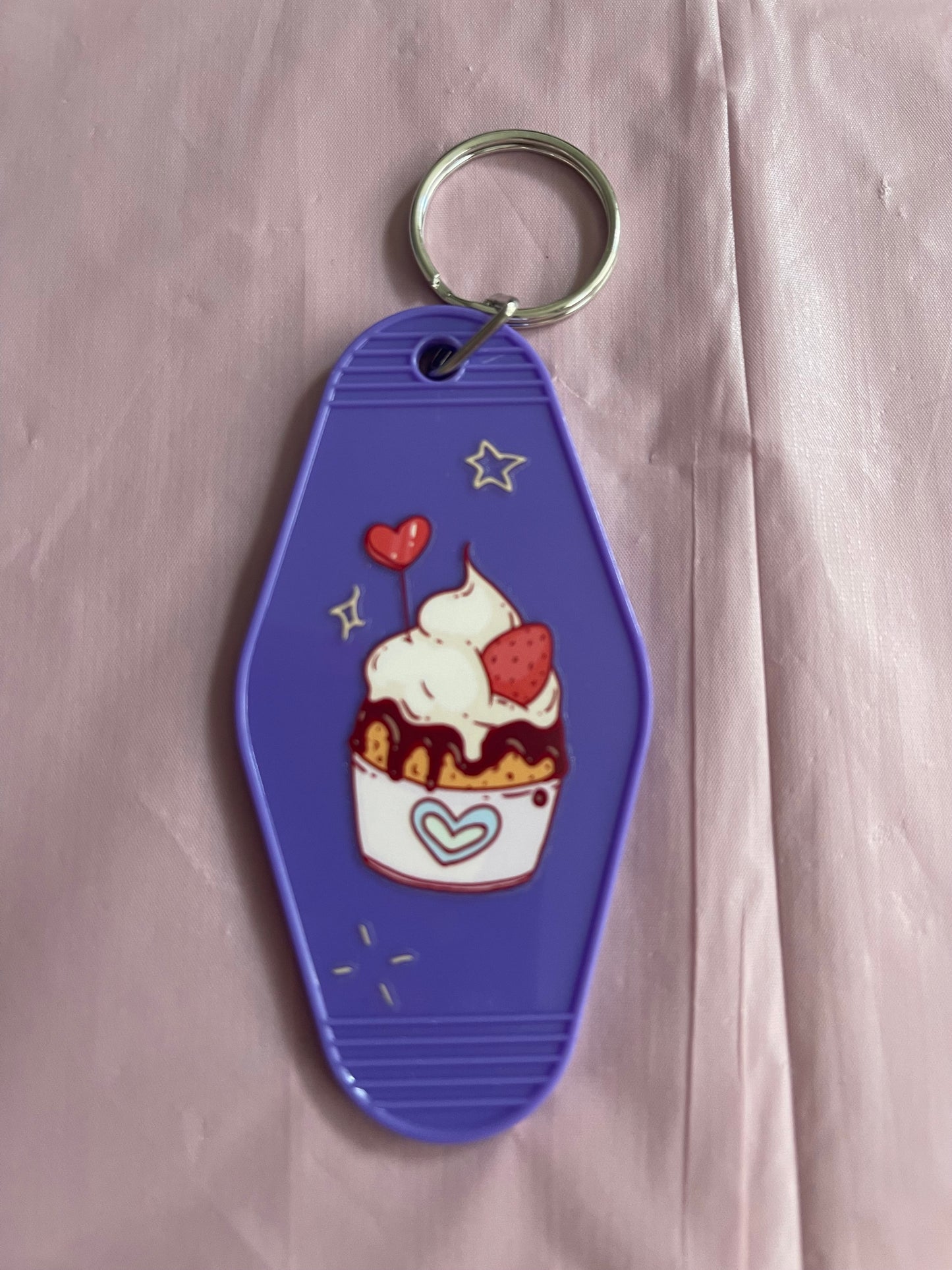 #79 Strawberry Delight~~Keychain