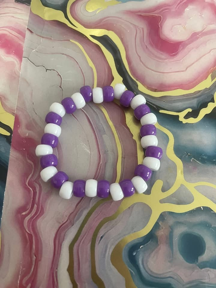#97 White & Purple~~Bracelet