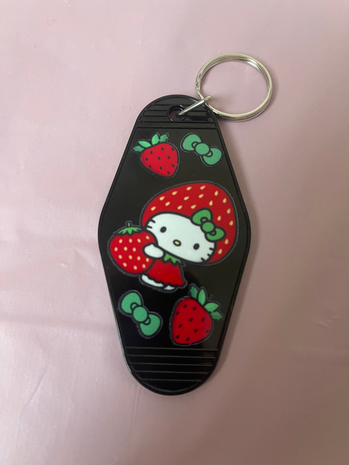 #86 HK Strawberry Cutie~~Keychain