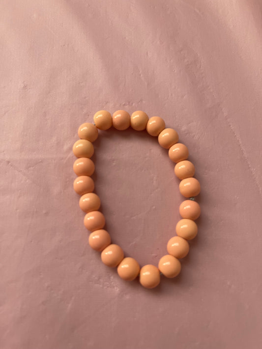 #177 Peachy Peach~~Bracelet