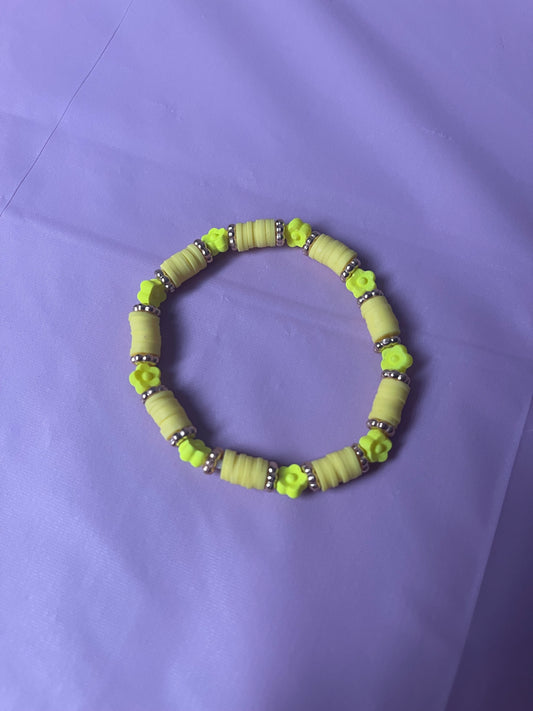 #204 Yellow Flowers~~Bracelet