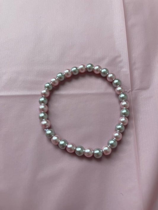 #57 Baby Pink & Silver~~Bracelet