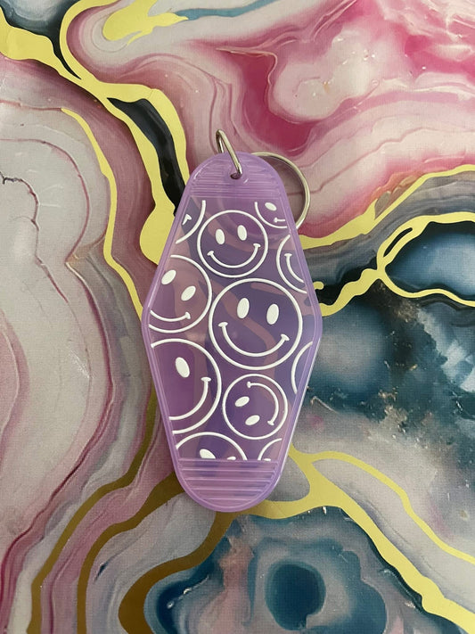 #46 Smiley Face~~Keychain