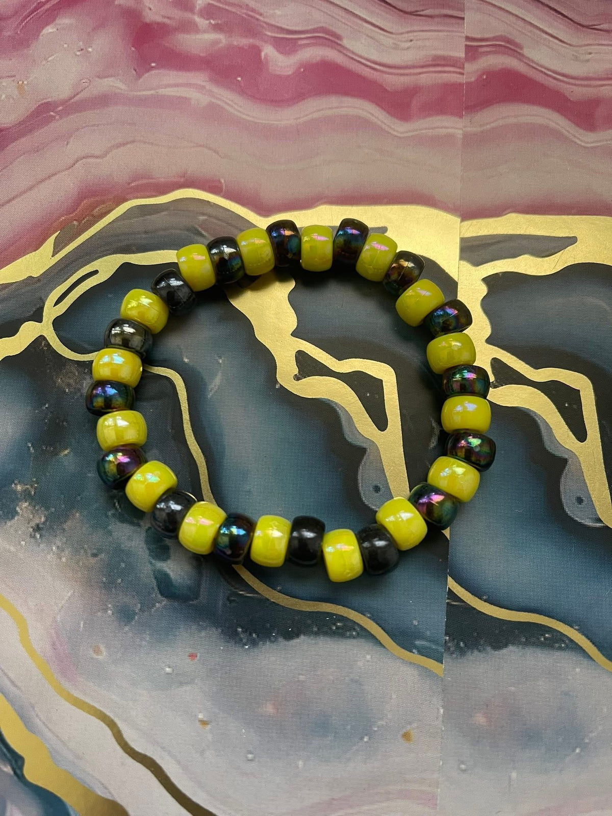 #95 Yellow & Oil Spill~~Bracelet